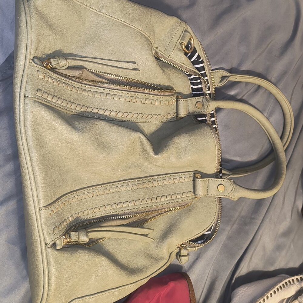 Sasha + Sofia Concealed carry pockets